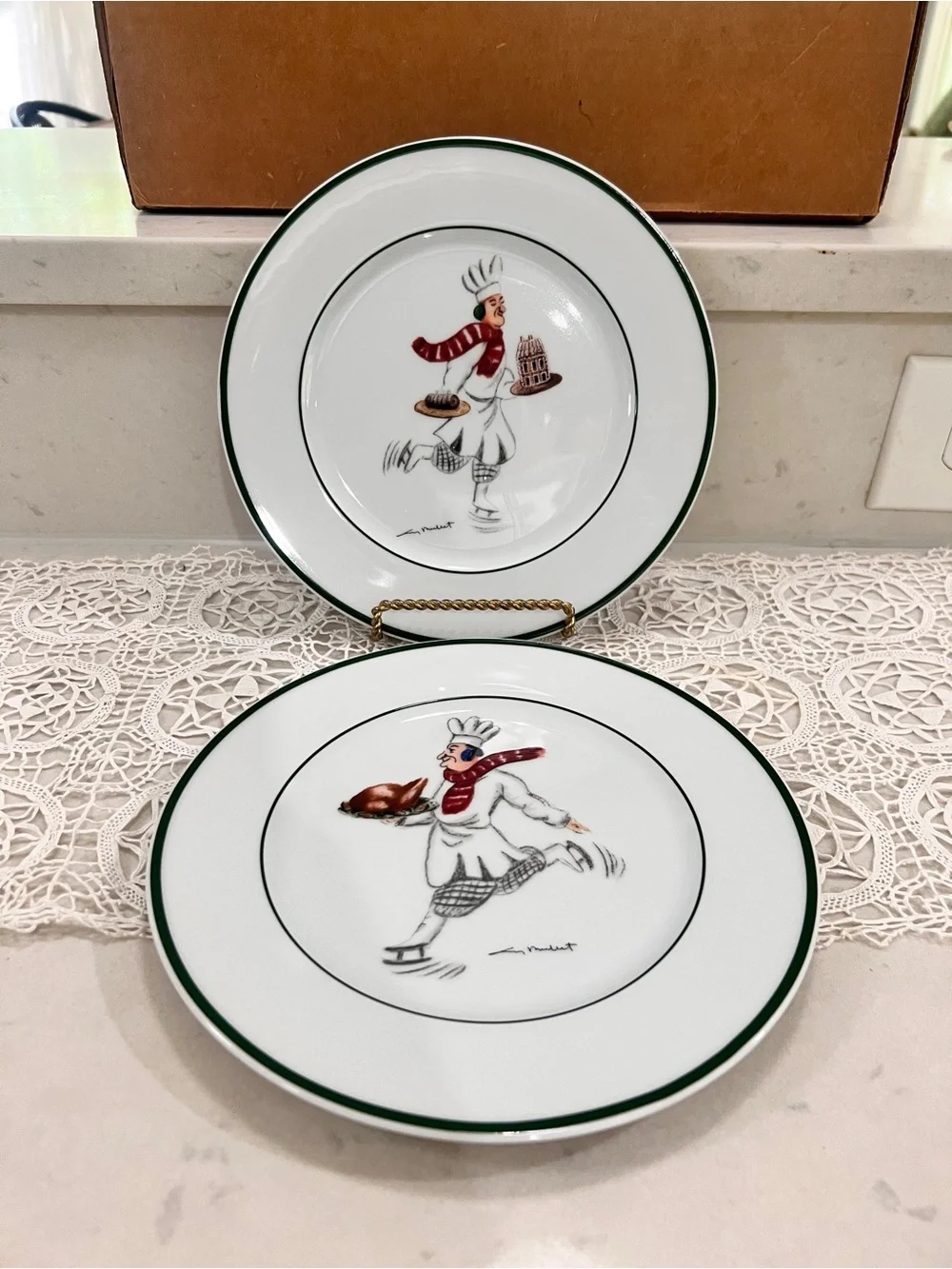 Williams Sonoma Guy Buffet Skating Chefs Set of 2